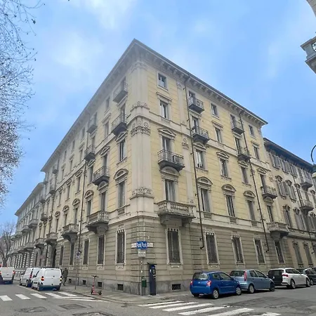 Vittorio Palace Centre