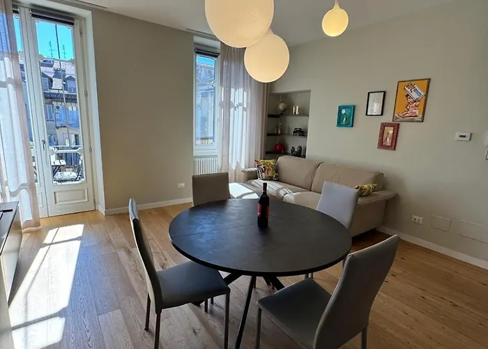 Vittorio Palace Centre Apartment *